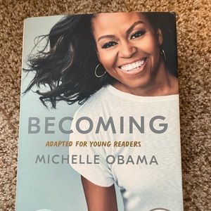 NWT “Becoming” Adapted for young readers by Michelle Obama